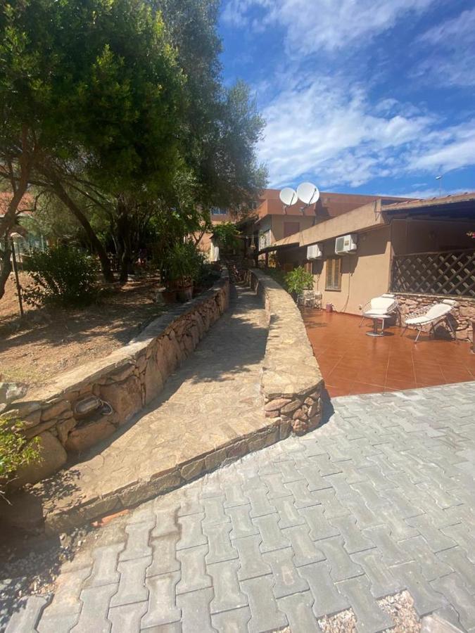 Le Stanze Del Mare Aparthotel Golfo Aranci Luaran gambar