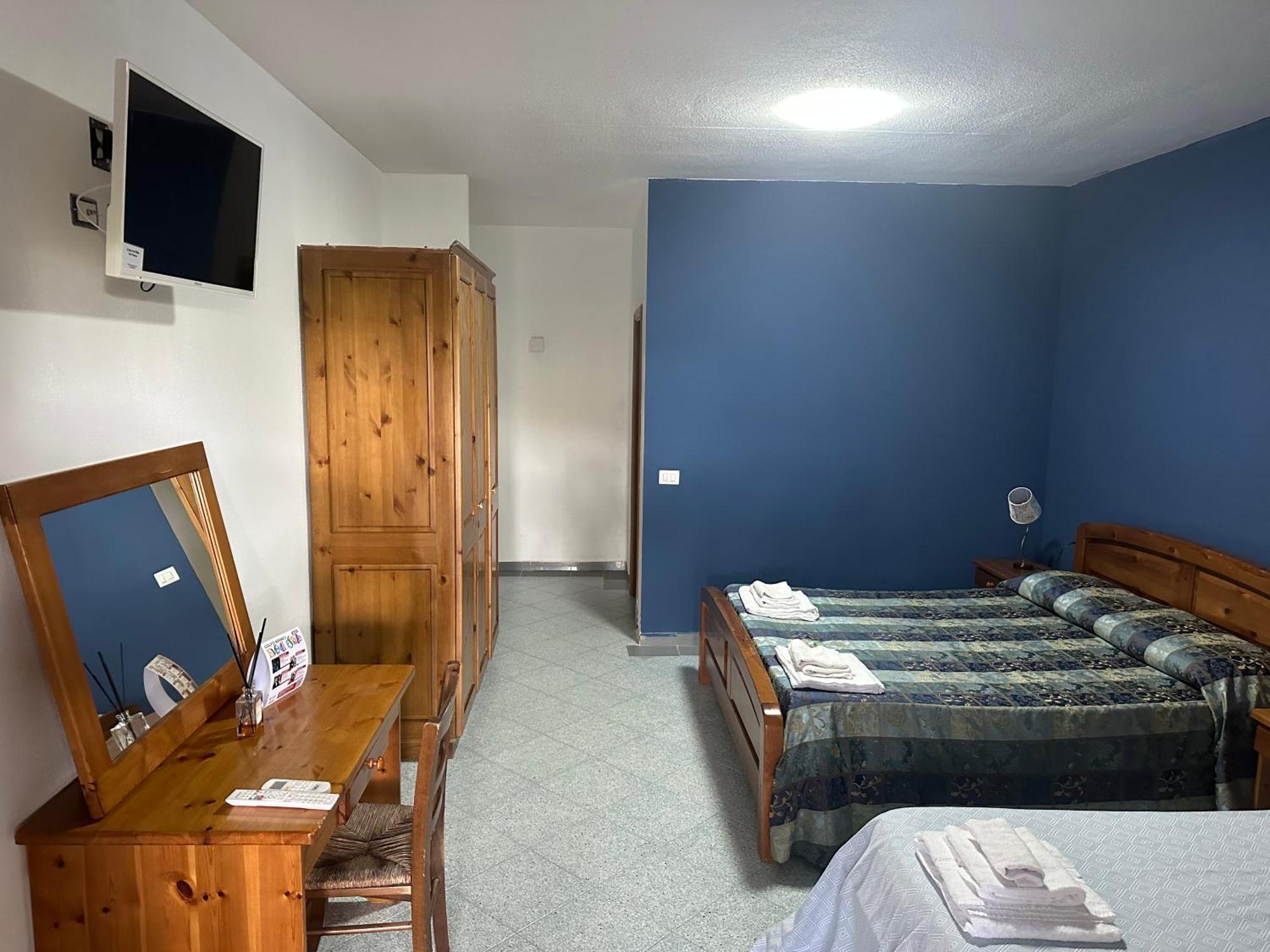 Le Stanze Del Mare Aparthotel Golfo Aranci Luaran gambar