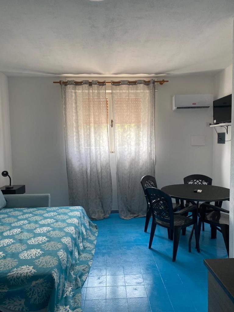 Le Stanze Del Mare Aparthotel Golfo Aranci Luaran gambar
