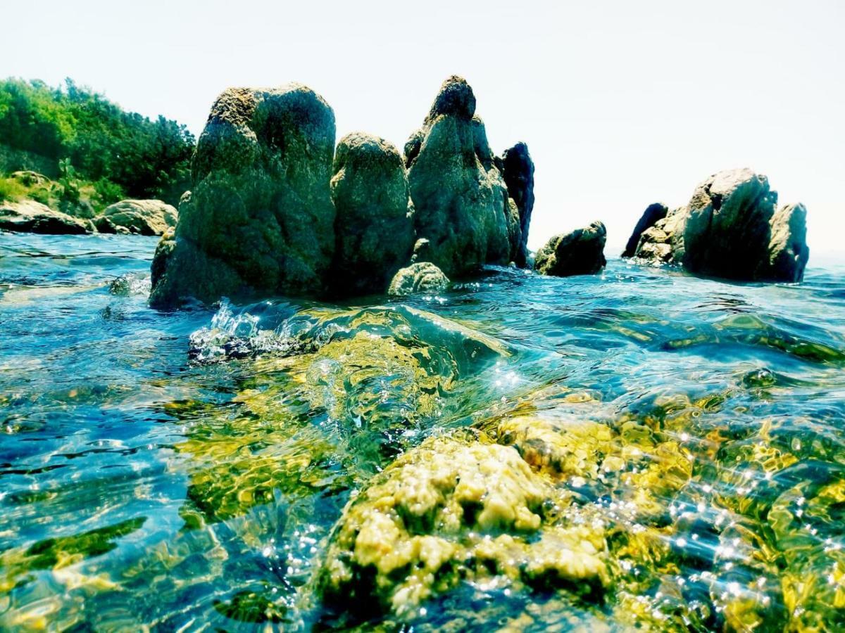 Le Stanze Del Mare Aparthotel Golfo Aranci Luaran gambar